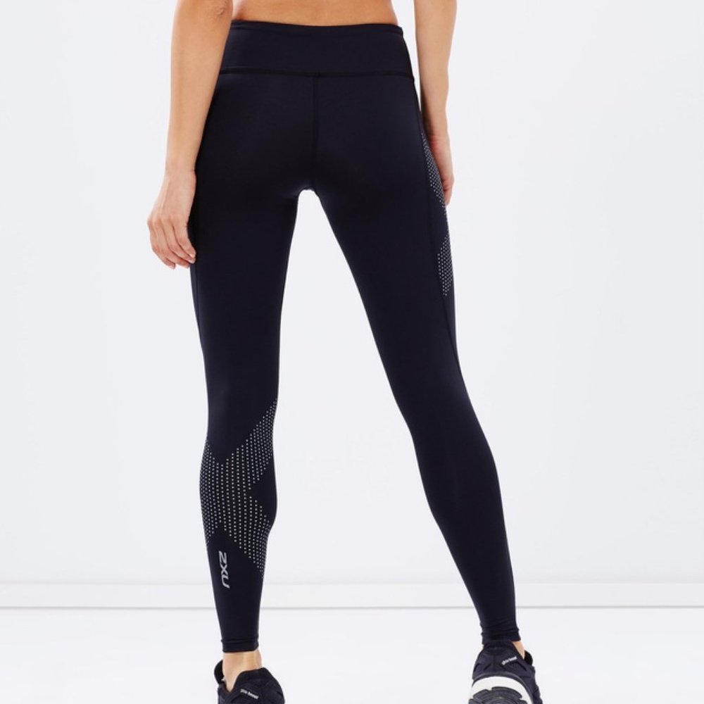 2XU Mid-Rise Compression Tights - Black & Dotted Reflective Logo - Size Medium - Picture 2 of 9